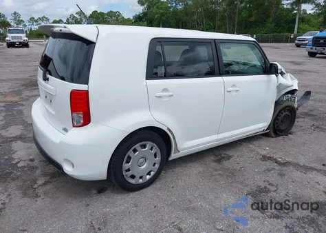 2015 Scion Xb z USA, uszkodzony, nr VIN JTLZE4FE7FJ077927